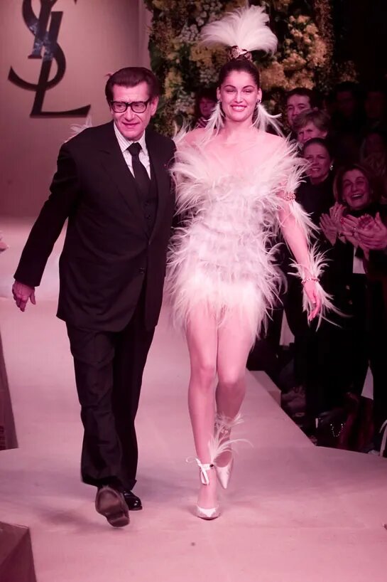 С Ивом Сен-Лораном, 1999