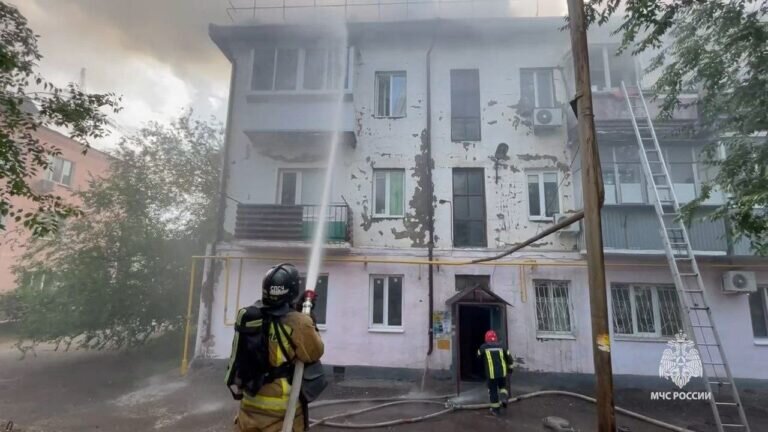    В Оренбурге погорельцы из дома на Ленинской решили вопрос с проживанием самостоятельно Белов Михаил Александрович