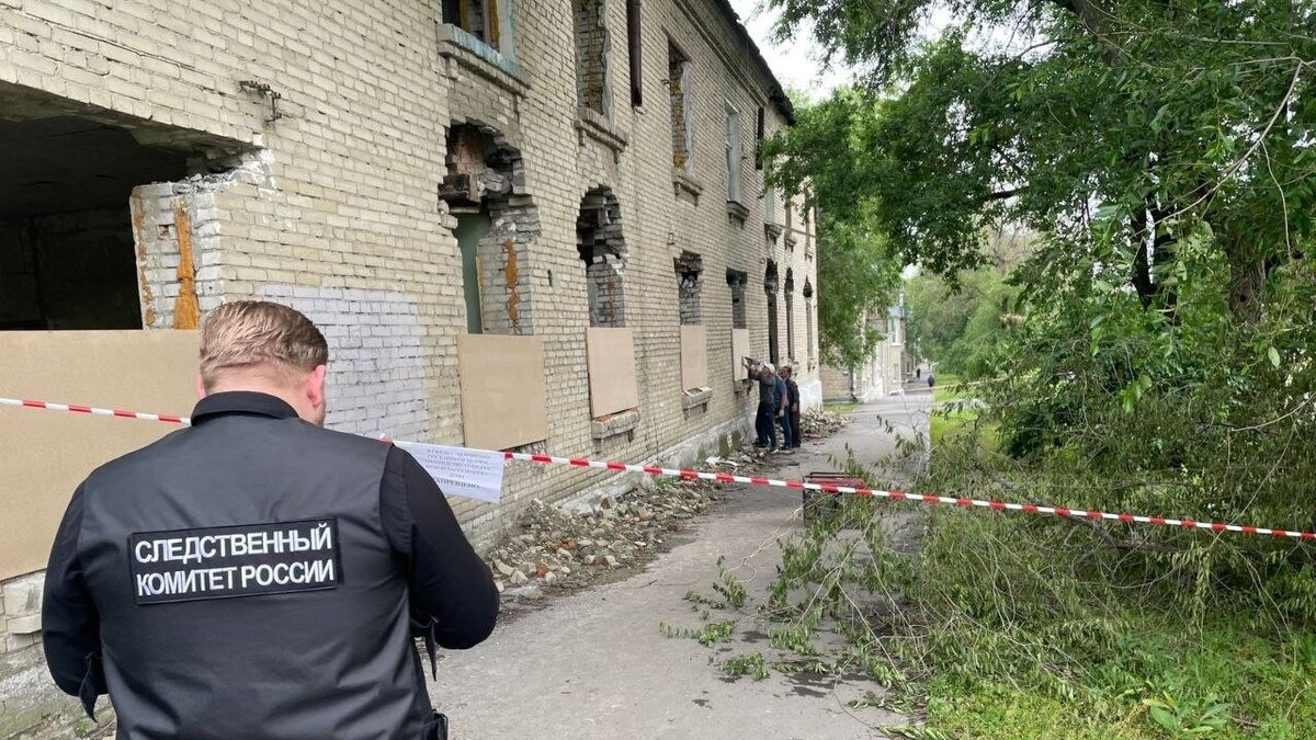    В Саратове обрушились стены двух аварийных домов на ВасильковскойНовости Саратова и области – Сетевое издание «Репортер64»