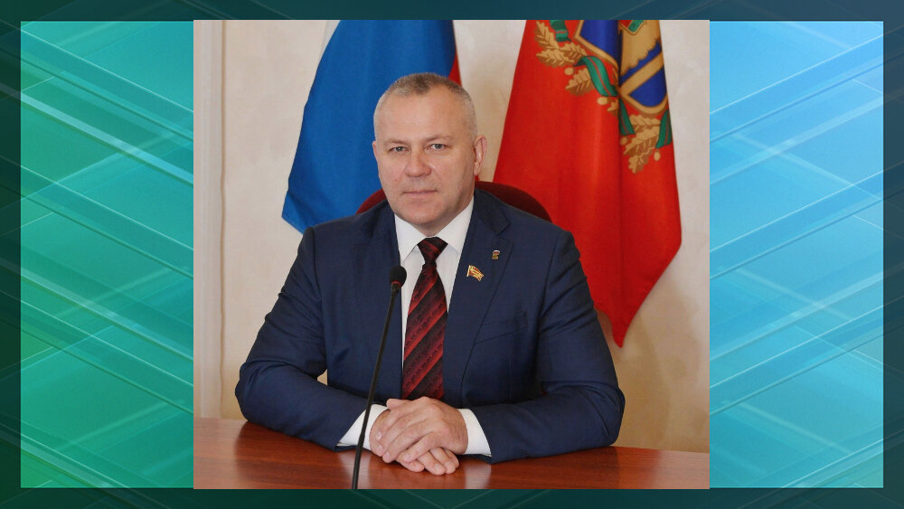 Выражает поддержку проекту