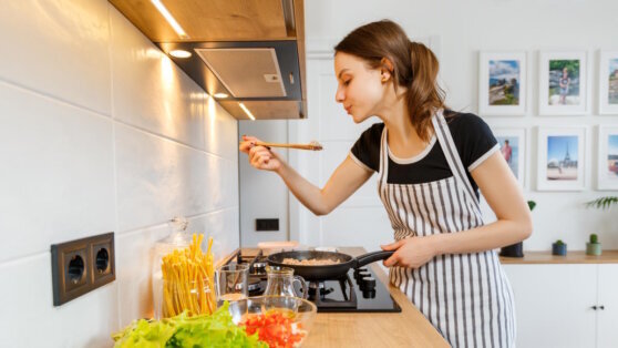    Эксперты дали советы, как сохранить прохладу на кухне в жару Даниил Шалонников