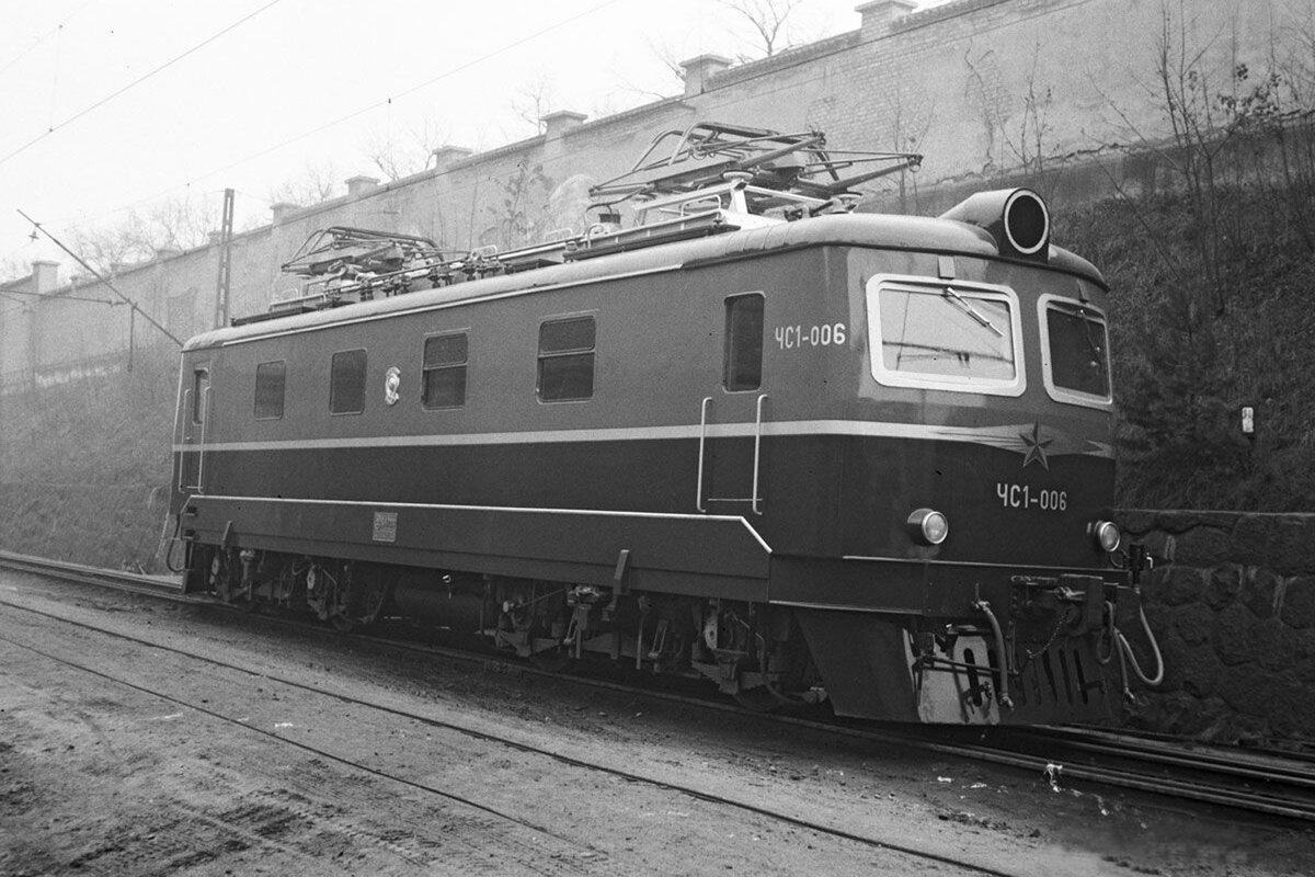 ЧС1-006 на заводе «Шкода» перед поставкой в СССР. Источник фото: trainpix.org. 