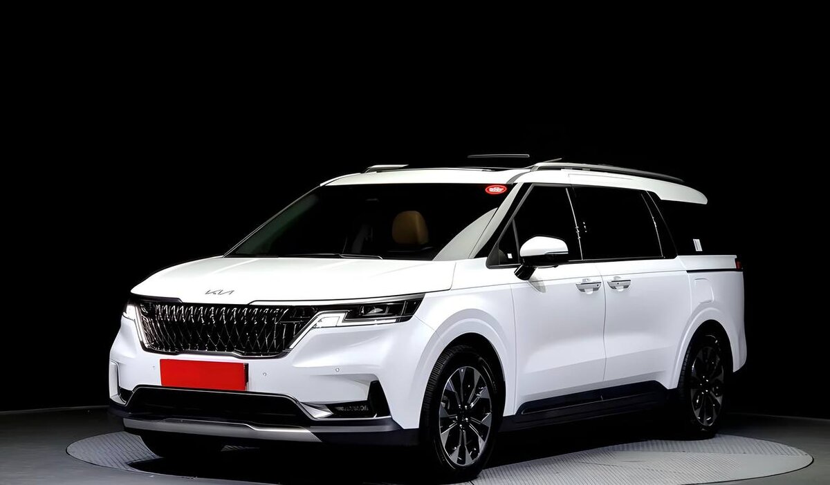 KIA CARNIVAL 2022 года из Кореи