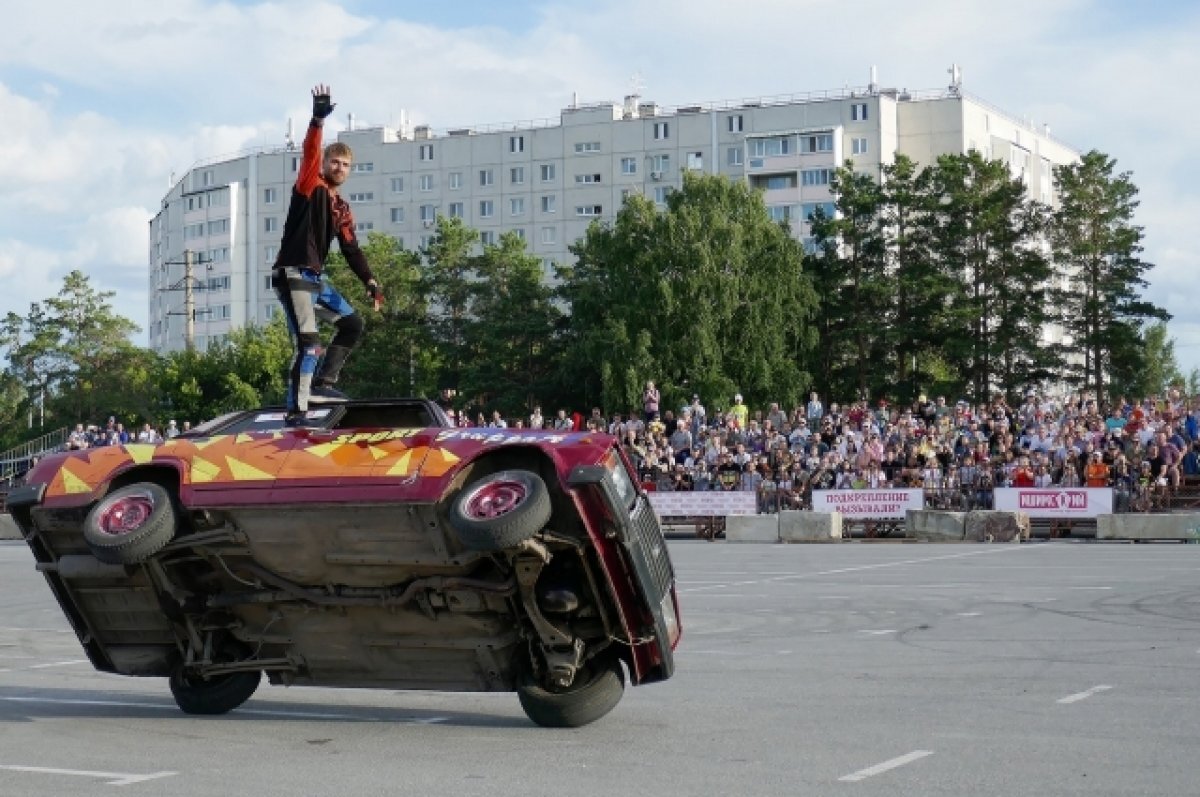 Шоу каскадеров тюмень 2024. Шоу каскадеров Кострома. Шоу каскадеров Уфа.