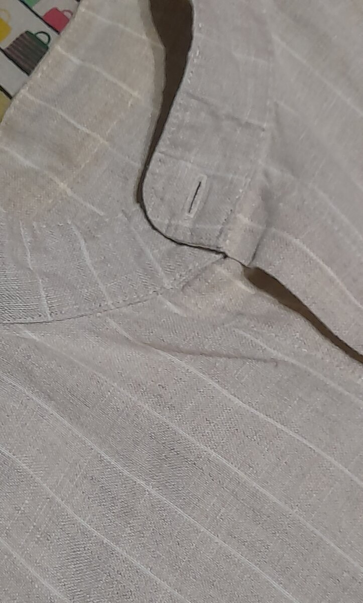 Воротник-стойка, люблю такие.