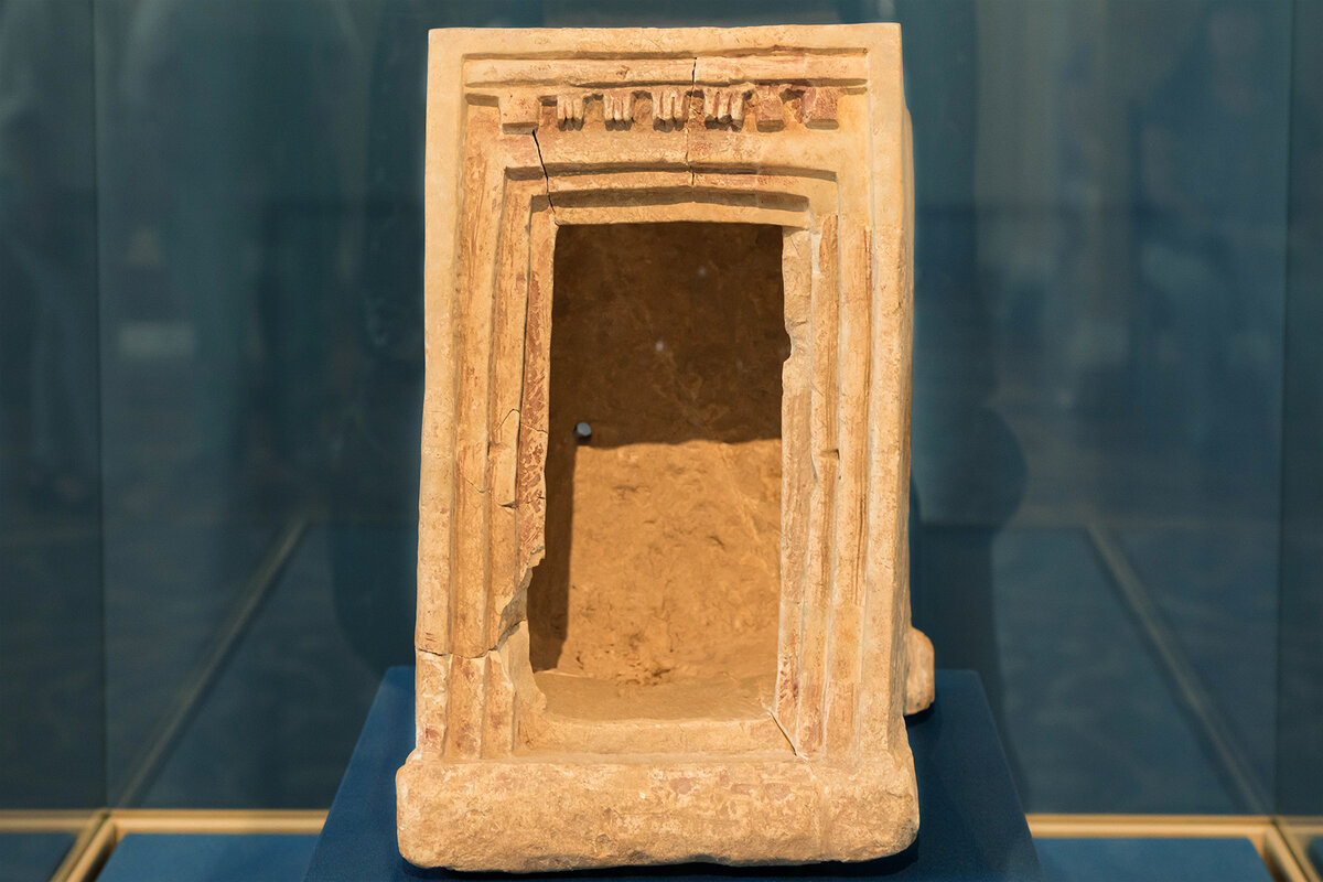 В Эрмитаже показали модель святилища, которую нашли в тридцати километрах от Иерусалима.