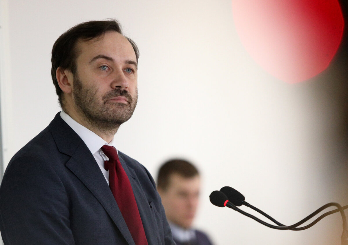 ЗНАКОМЬТЕСЬ: ИЛЬЯ ПОНОМАРЁВ, БУДУЩИЙ САМОНАЗНАЧЕННЫЙ"ПРАВИТЕЛЬ РОССИИ". ФОТО: DANIL SHAMKIN/ZUMAPRESS.COM/GLOBALLOOKPRESS 