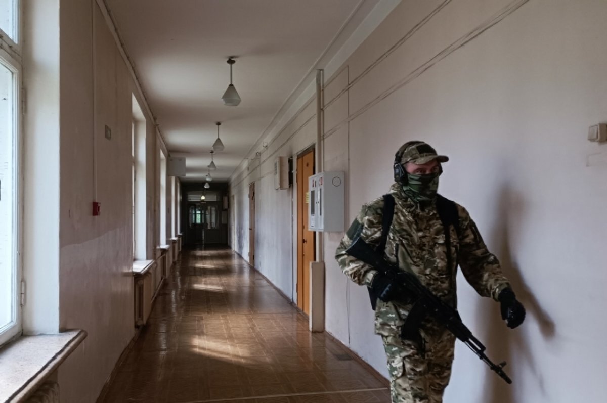    Стали известны подробности «захвата заложников» в смоленском вузе