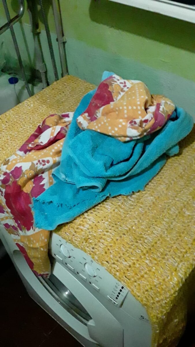 Приготовила полотенце и тряпочку х / б.