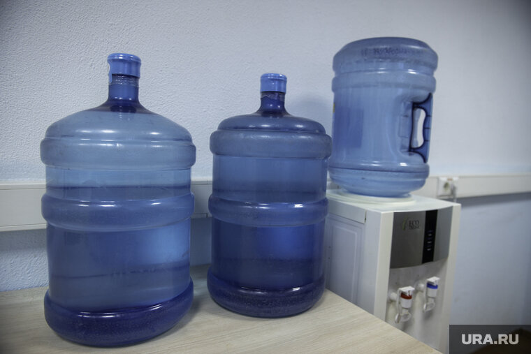    В Тюмени появились десятки автоматизированных точек по продаже питьевой воды