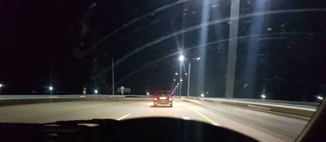 Правый руль на трассе - думаете, удобно?