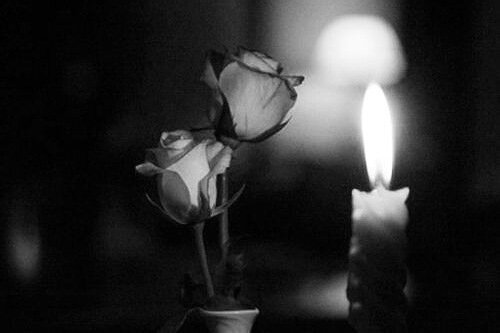 Фото с https://iritual.ru/pominki/soboleznovanie/