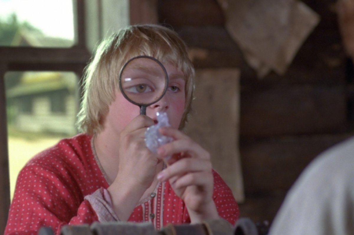    Николай Ефремов.