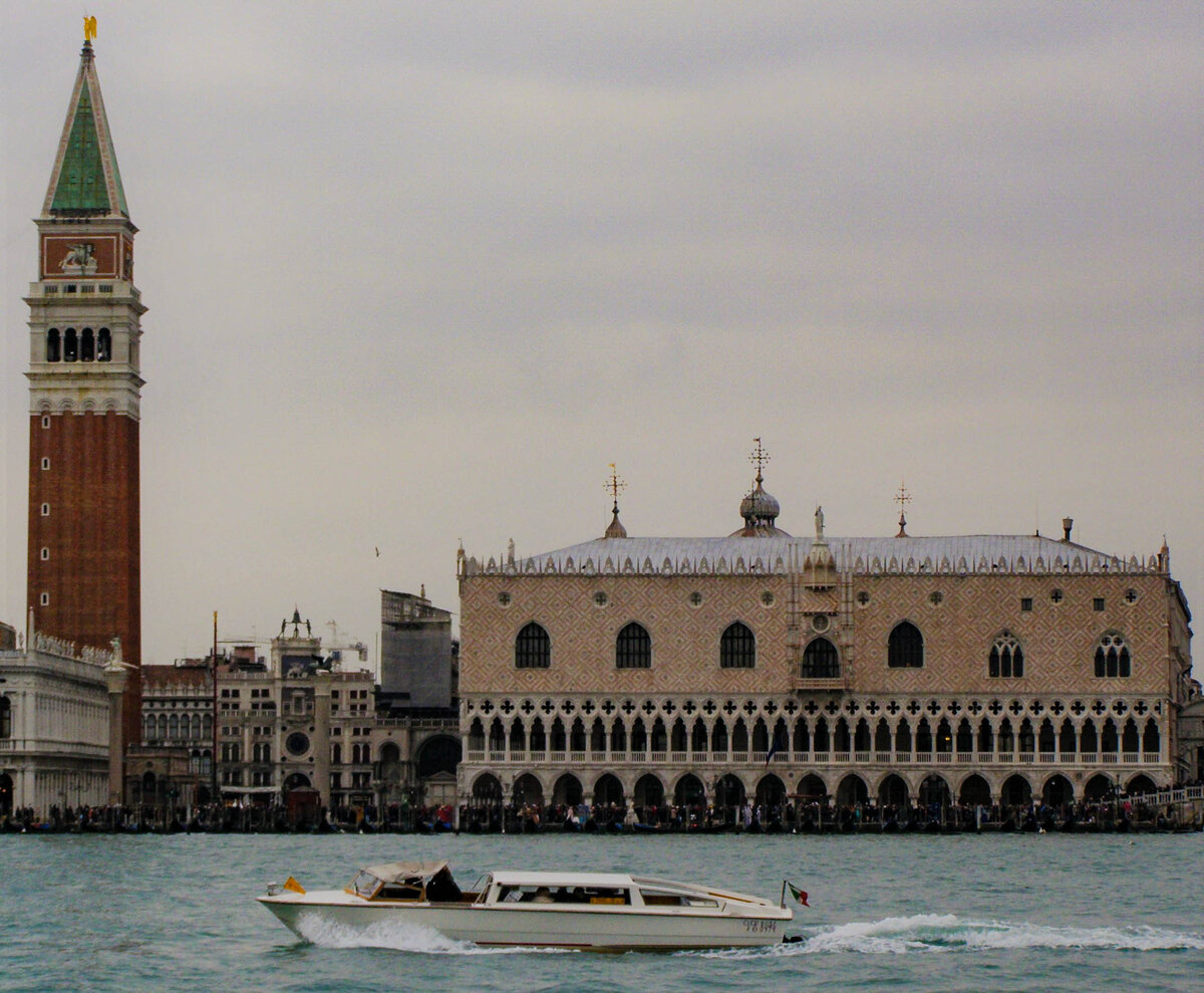 Водное такси Венеции