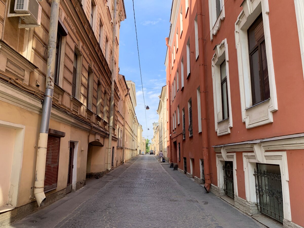 Прогулка по улице Репина - самой узкой улице в Санкт-Петербурге | А что в  Петербурге | Дзен