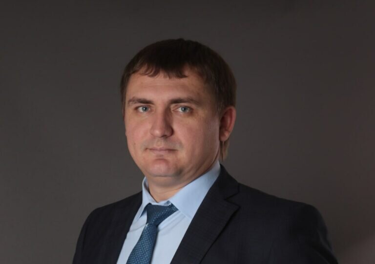    Александр Бедринов поздравил оренбуржцев с Днем семьи, любви и верности Кристина Просвиркина