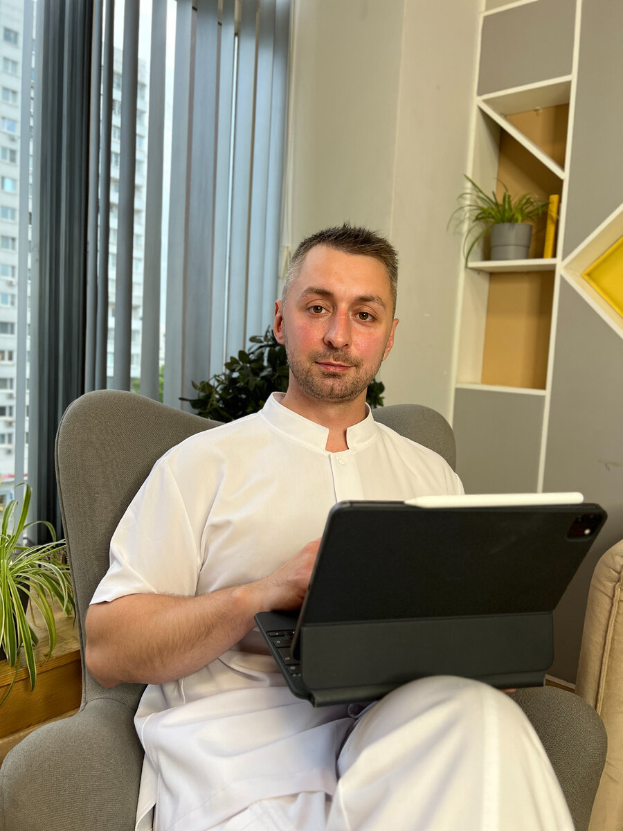 Доктор Коршиков Николай, фото автора канала.