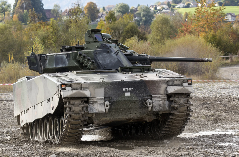 БМП CV-90
