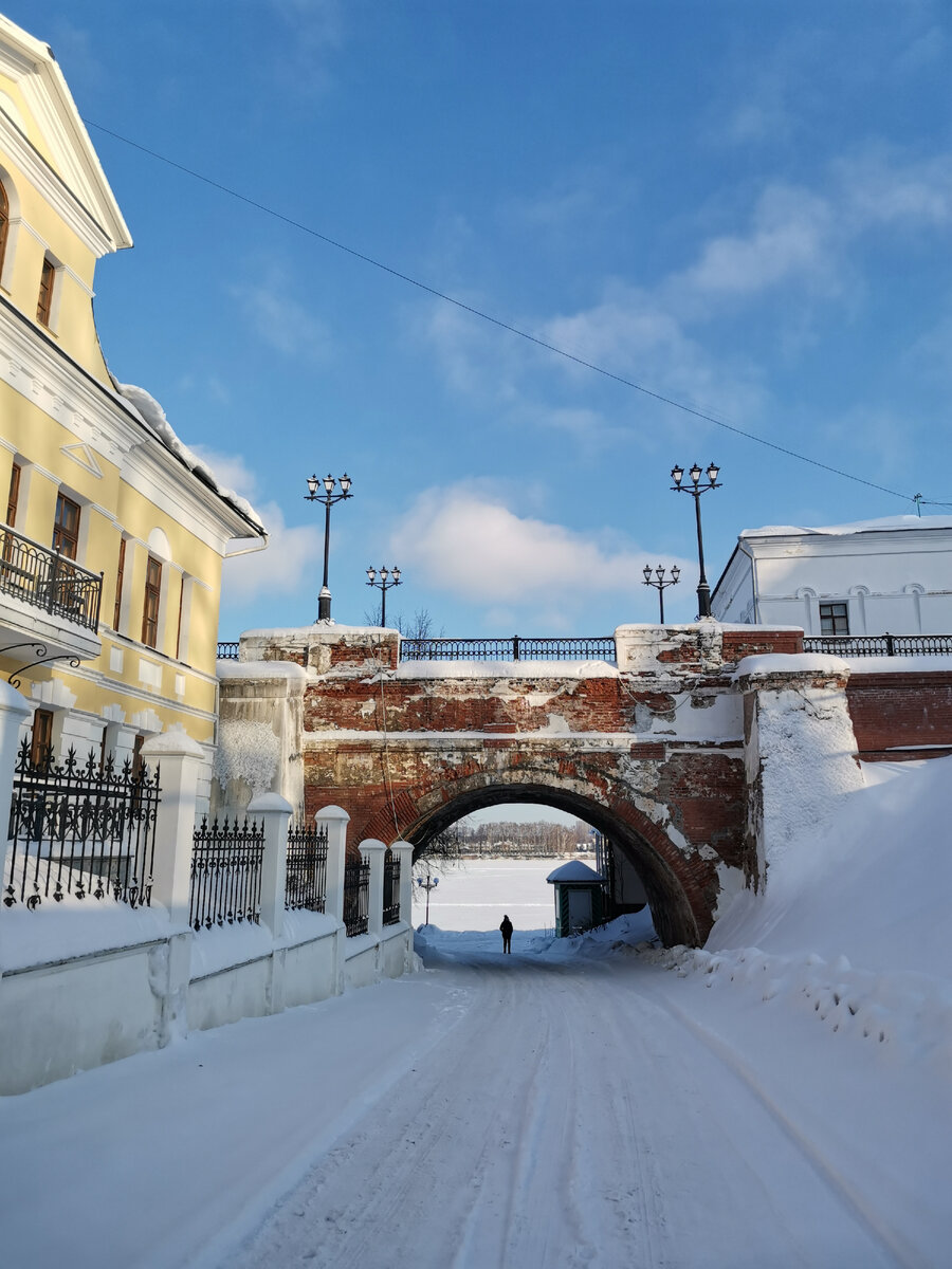 Золотое кольцо России. Путешествие#4. Январь 2023. Углич-Ярославль-Кострома-Ростов  Великий. | Автопутешествия семьи по России и не только | Дзен