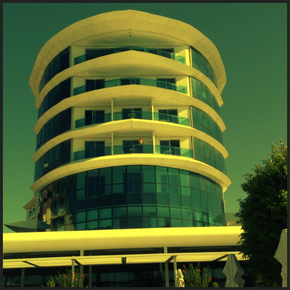 Основной корпус, вид на море