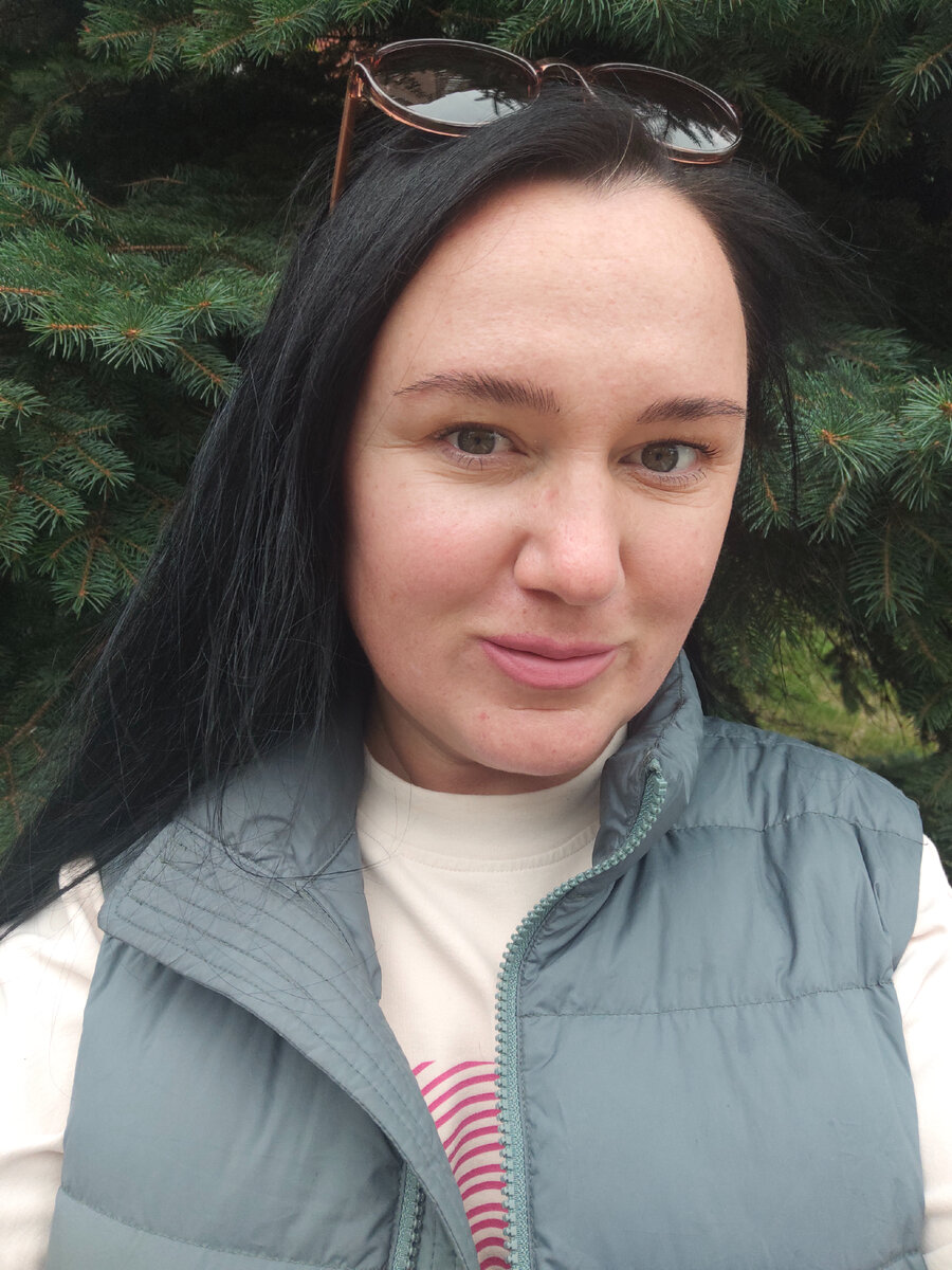 Москва 11 июля 2023г : "Хорошо летом - можно ходить раздетым!))" 