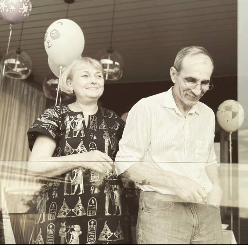 Родители Анны. Фото: Инстаграм (запрещён в России) / @snatkina_anna