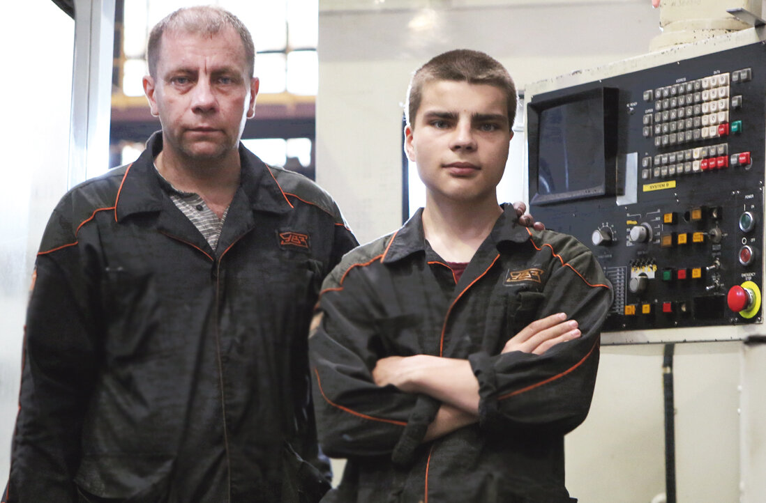 Владимир и Данил Гвоздиковы