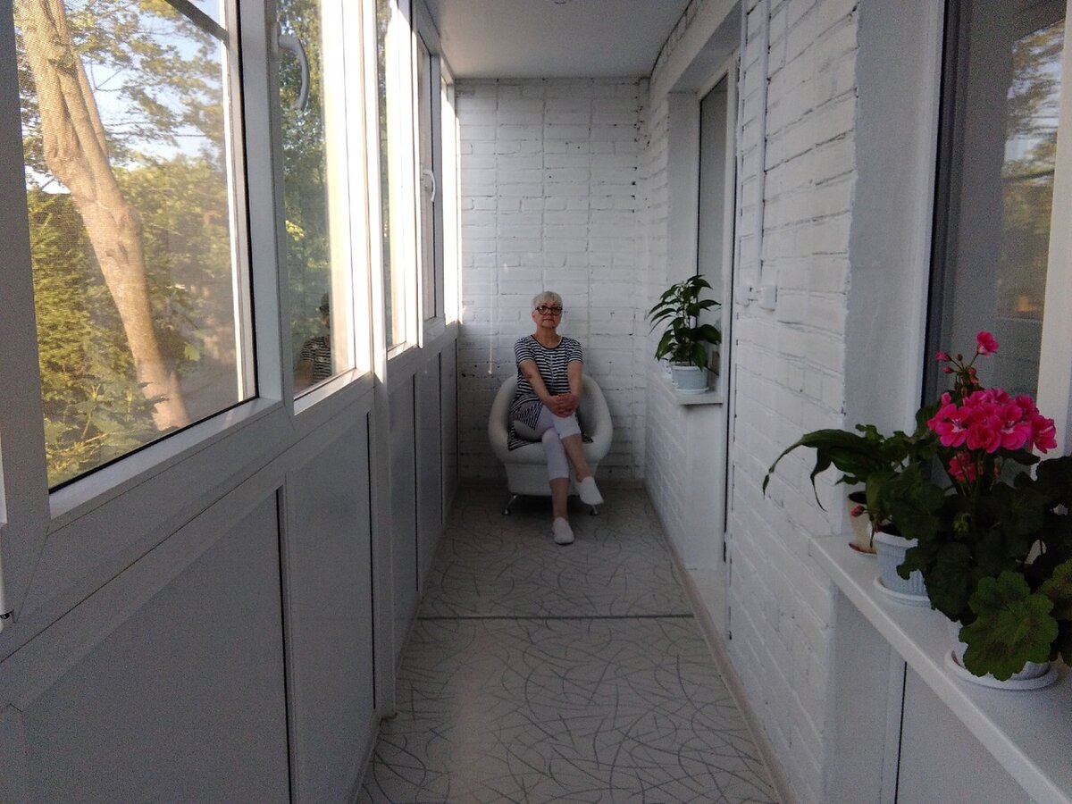 сама себе позирую)))