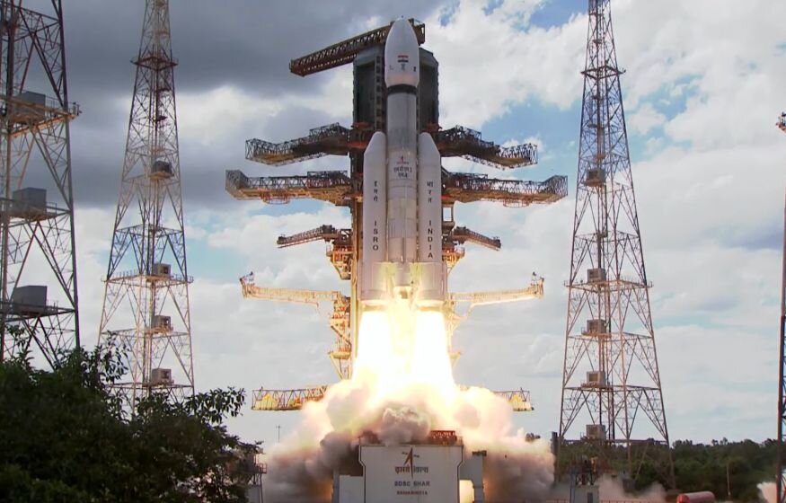    Индия: исторический запуск межпланетной станции на Луну