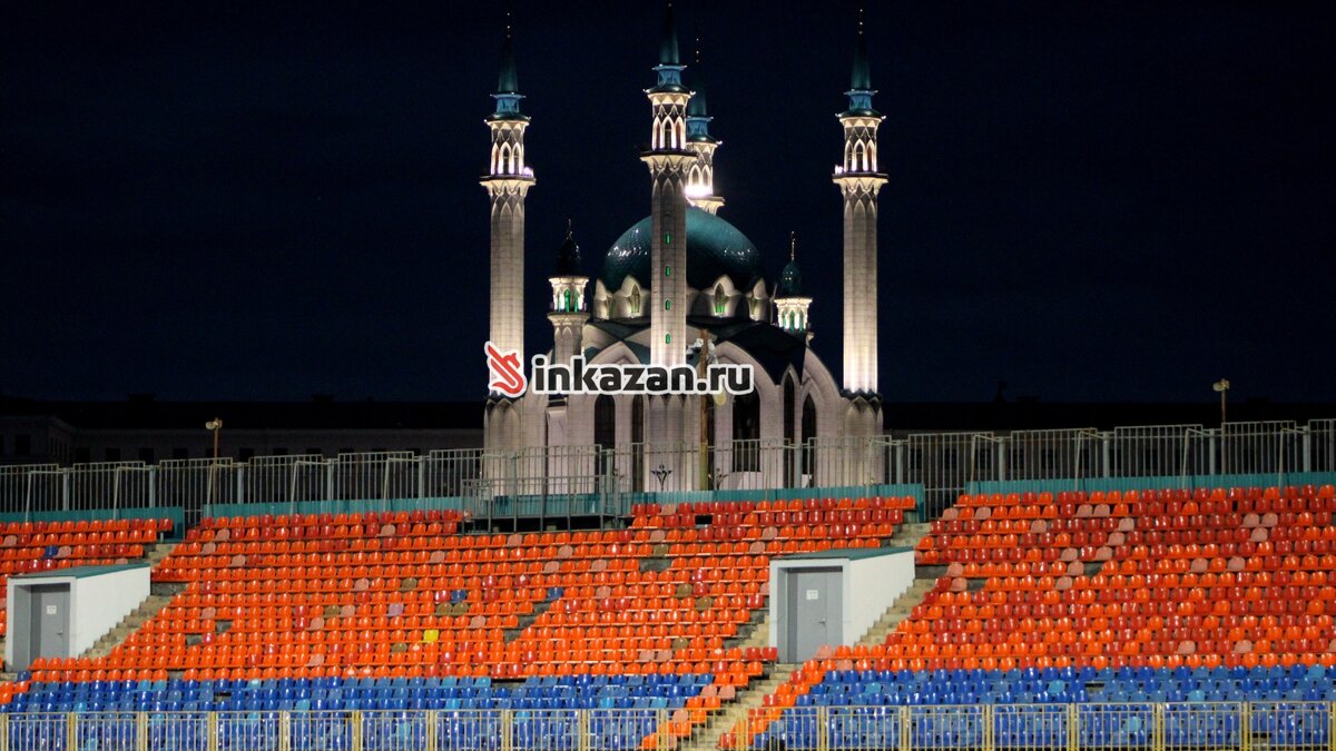 Как ржавеет и разрушается Центральный стадион Казани — фоторепортаж |  inkazan.ru | Дзен