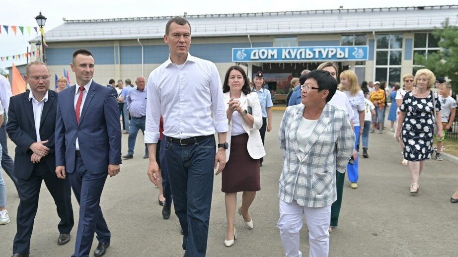     92% жителей Молодёжного проголосовали за обустройство сцены около дома культуры.