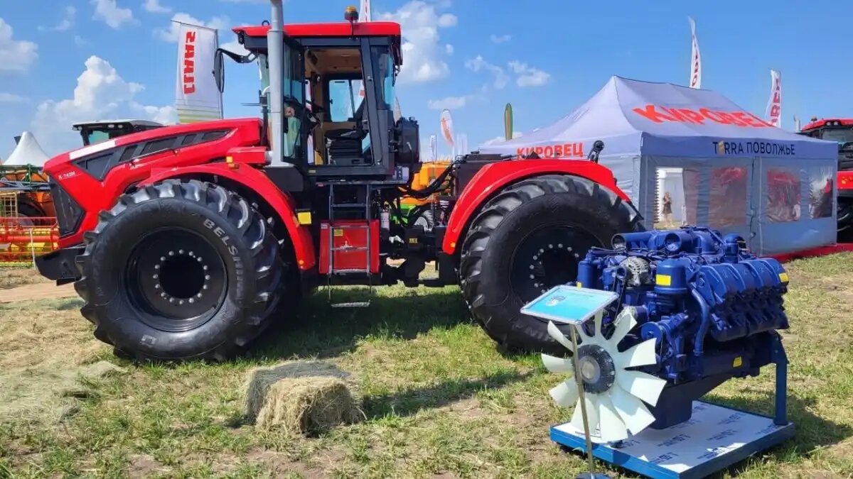 Фото: telegram-канал КАМАЗ Демонстрационный показ двигателя на Всероссийском дне поля