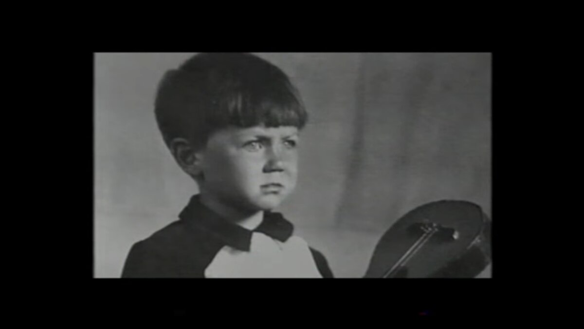 Фрагмент документального фильма "Поэт "Евгений Евтушенко" по заказу телеканала "Россия"