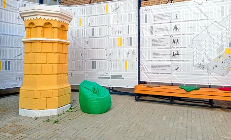    Книжный дворик библиотеки им. Н. К. Крупской в Оренбурге назвали «ЛиТерра» Кристина Просвиркина