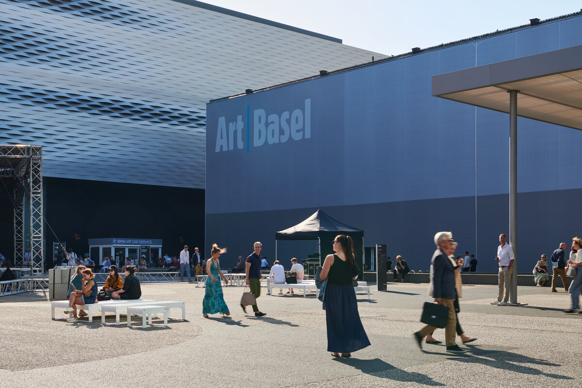    artbasel.com