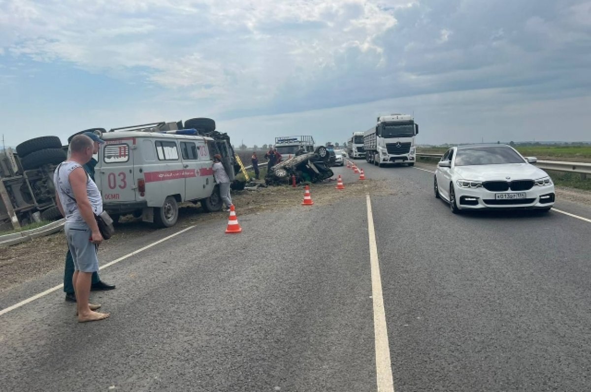    В Краснодарском крае четыре человека погибли в ДТП с самосвалом