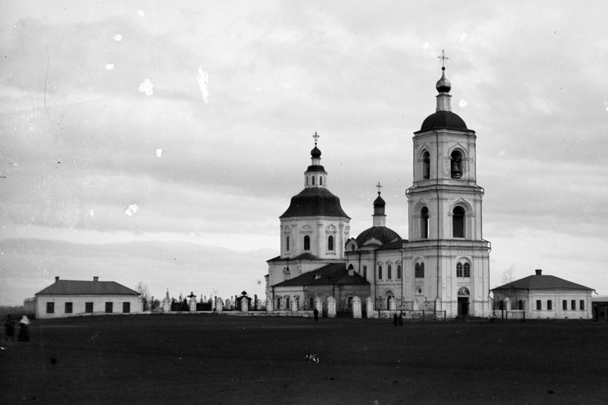 Воскресенский собор - первое каменное здание Красноярска