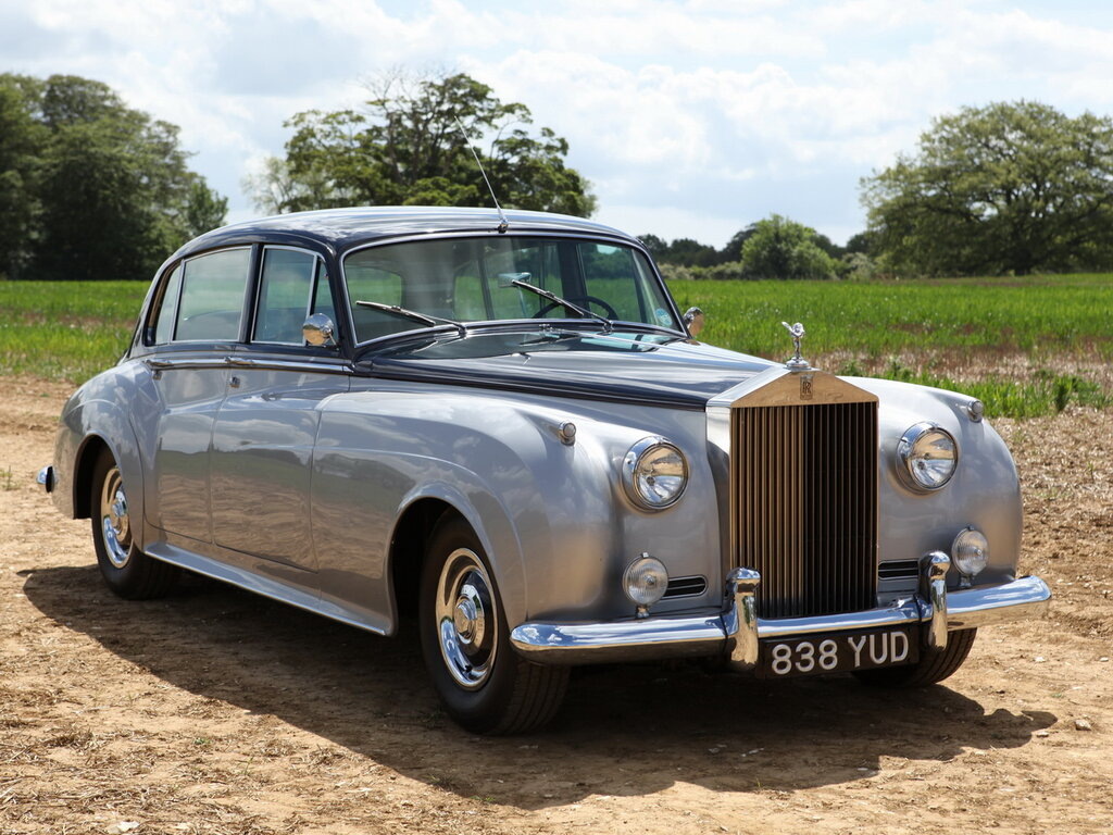 Rolls-Royce Silver Cloud седан, 1 поколение (04.1955 - 12.1958)
