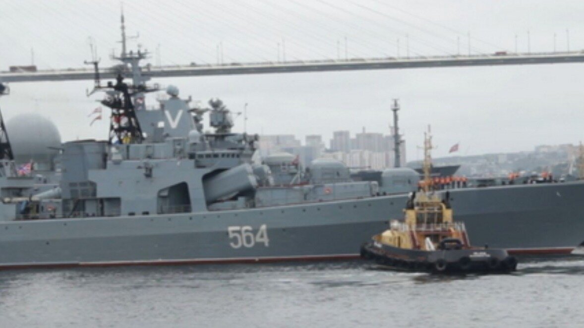     Утром 24 июля с визитом во Владивосток прибыли корабли ВМС Китая. Это произошло после совместных российско-китайских учений «Север. Взаимодействие-2023».