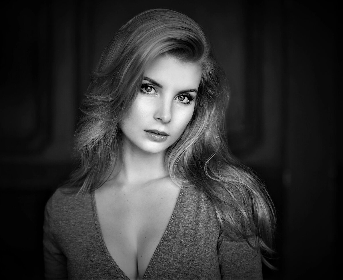 Почему грустит Татьяна или шесть опасностей для здоровья, виной которым большая грудь