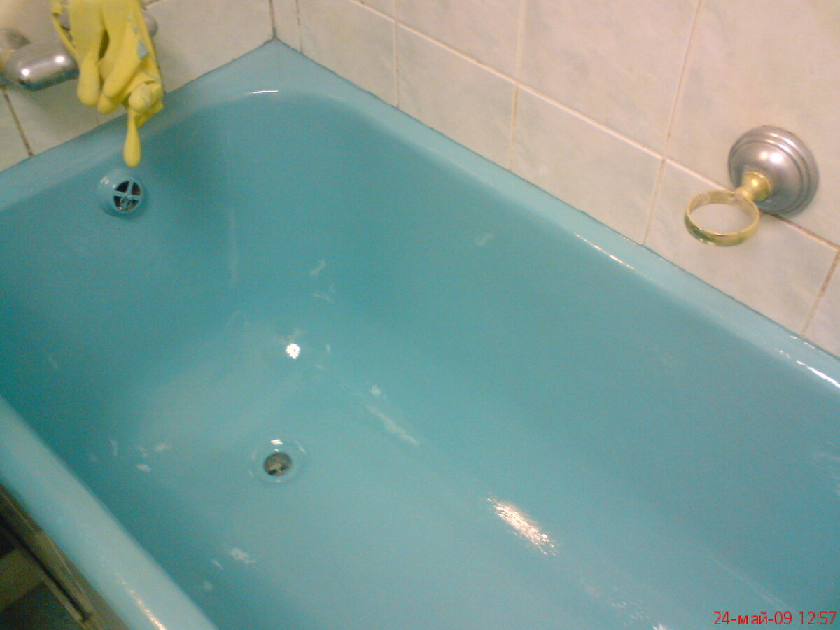 Быстрая реставрация ванны акриловым баллончиком.