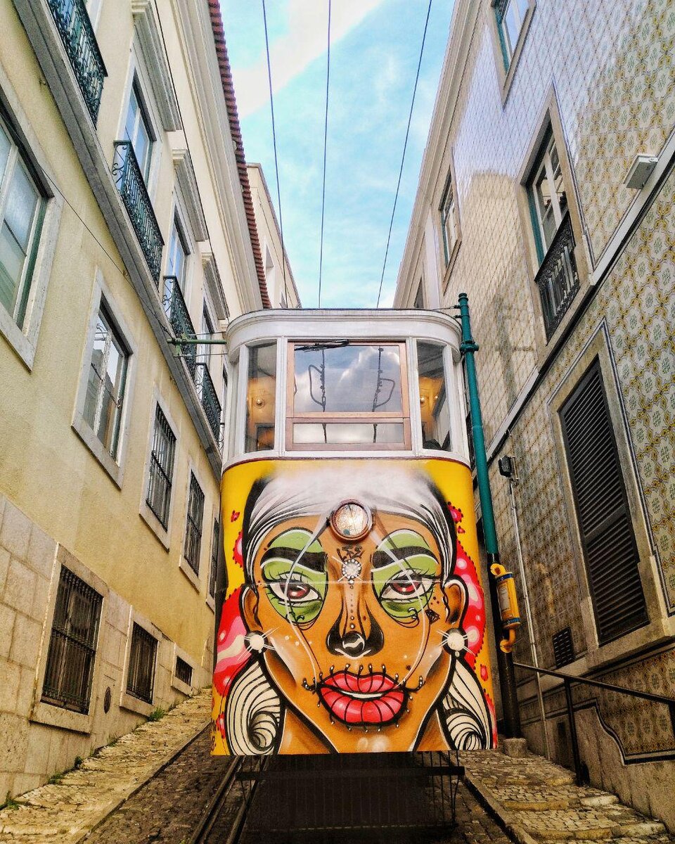 @zhadan.vikulya   Elevador do Lavra