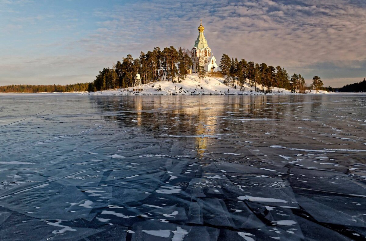 Валаам красивые храм в лесу