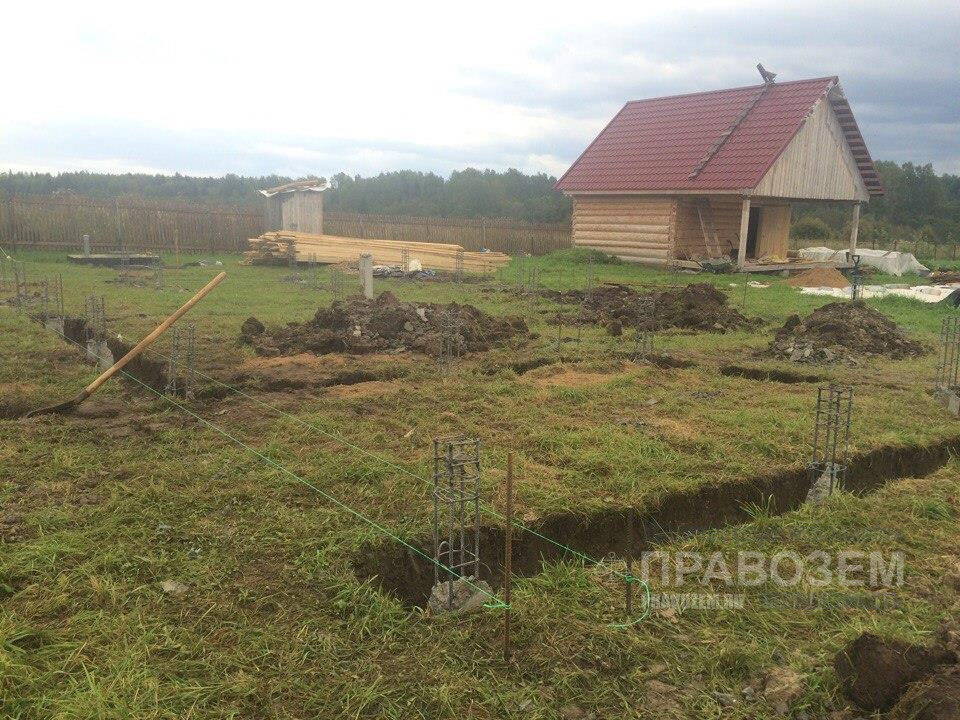 Строительство нового дома на месте старого разрушенного строения