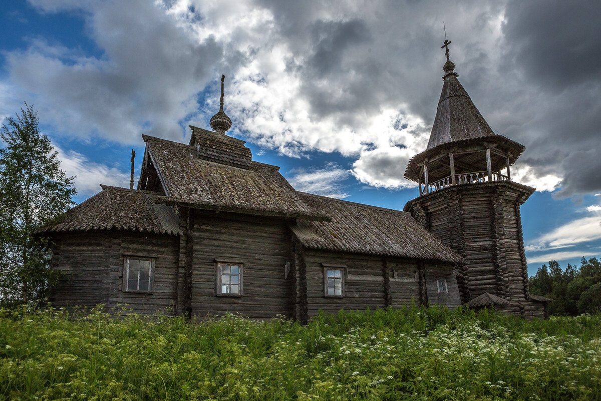 Карелия, Медвежьегорский район , деревня Поля. Ильинская церковь. Фото из открытых источников.