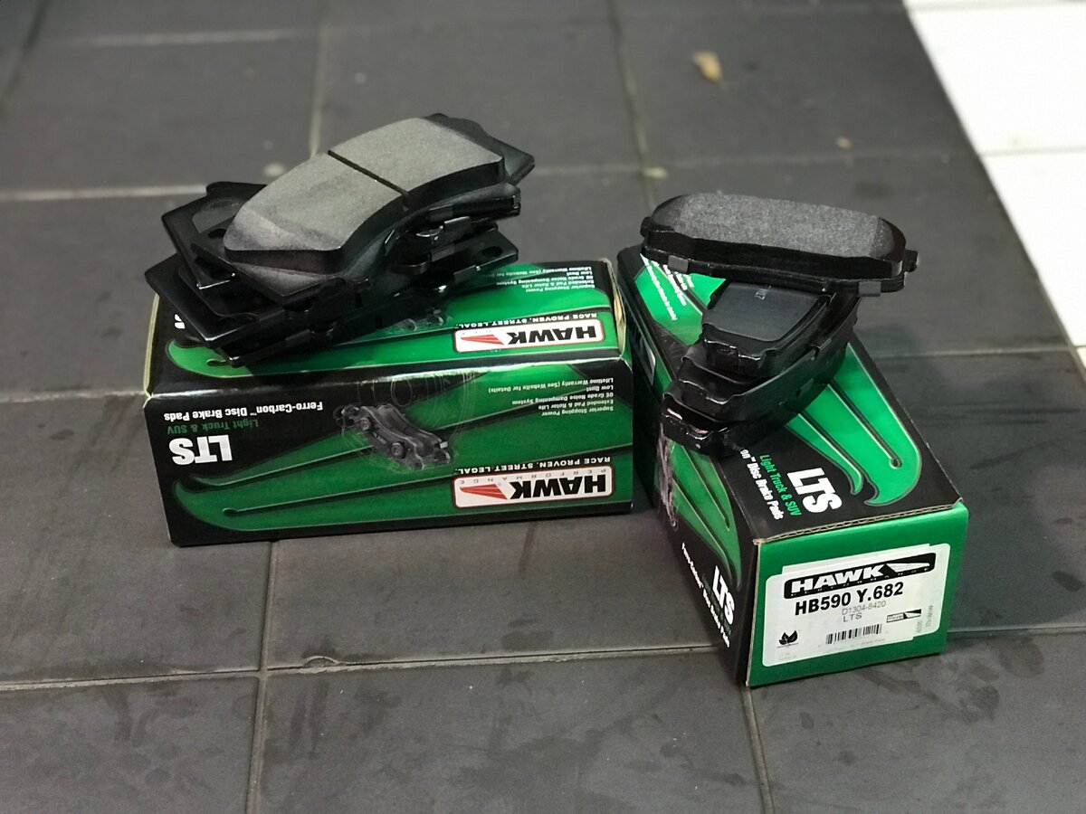 HAWK Performance HB590Y.682