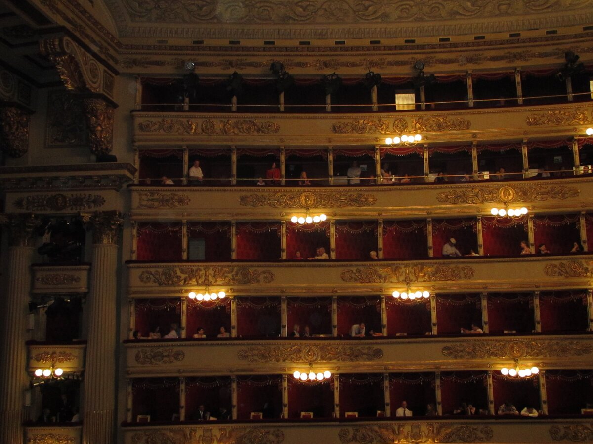 Театр "Ла Скала". Фото автора