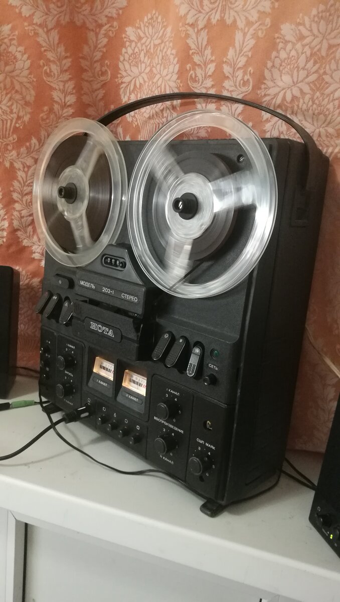 Катушечный магнитофон Нота-203-1 Стерео 1984 года выпуска