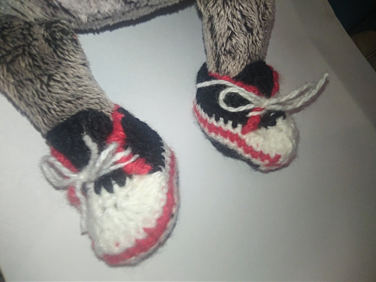 Кеды крючком