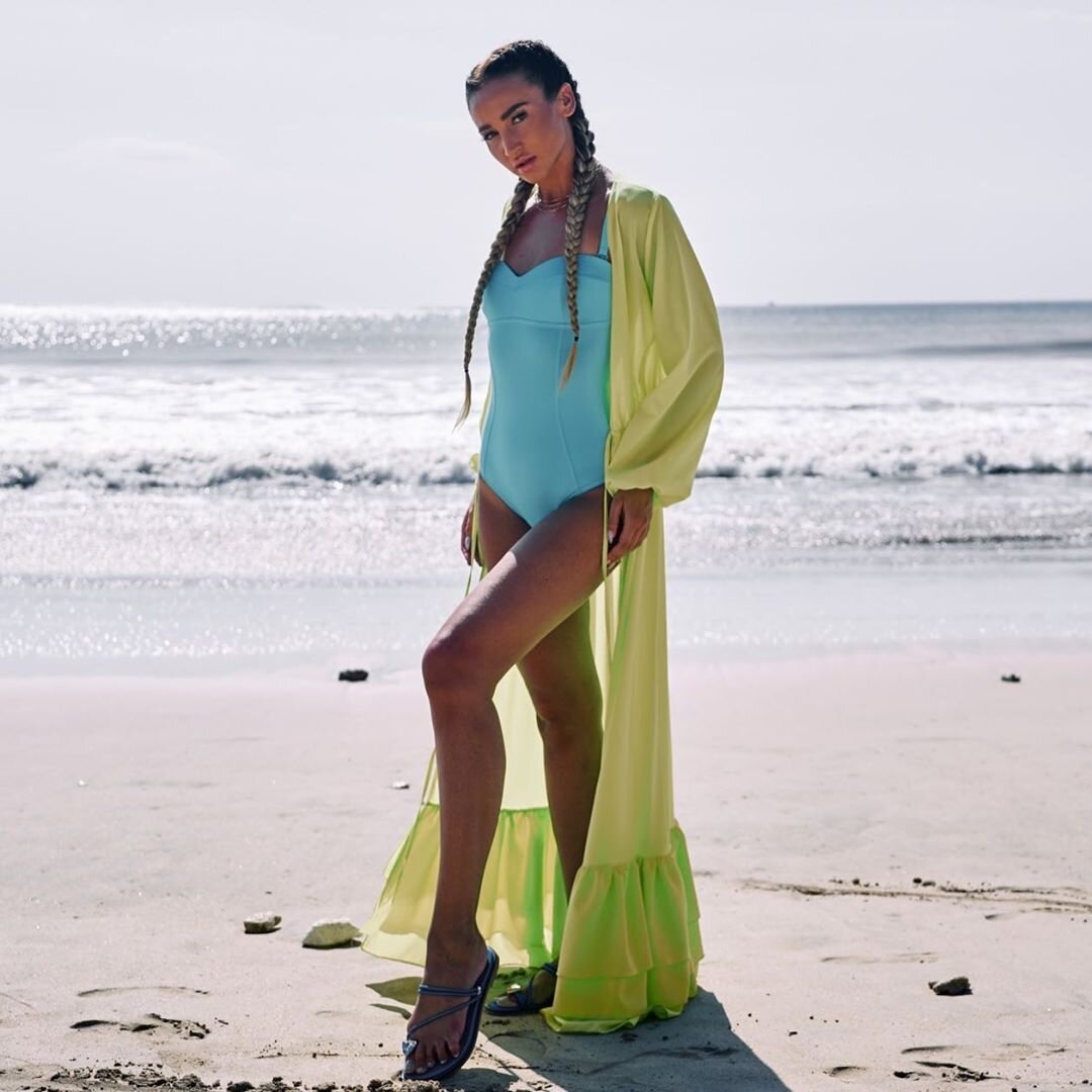 Либо судьба идёт не в том направлении либо сатана перестал помогать, и теперь время расплачиватся